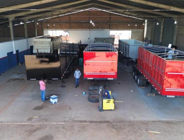 Serviços em Caçamba e Carrocerias Carga